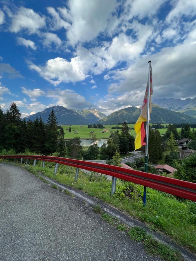 Baeckeralm - B&B 16 + Миттенвальд Экстерьер фото